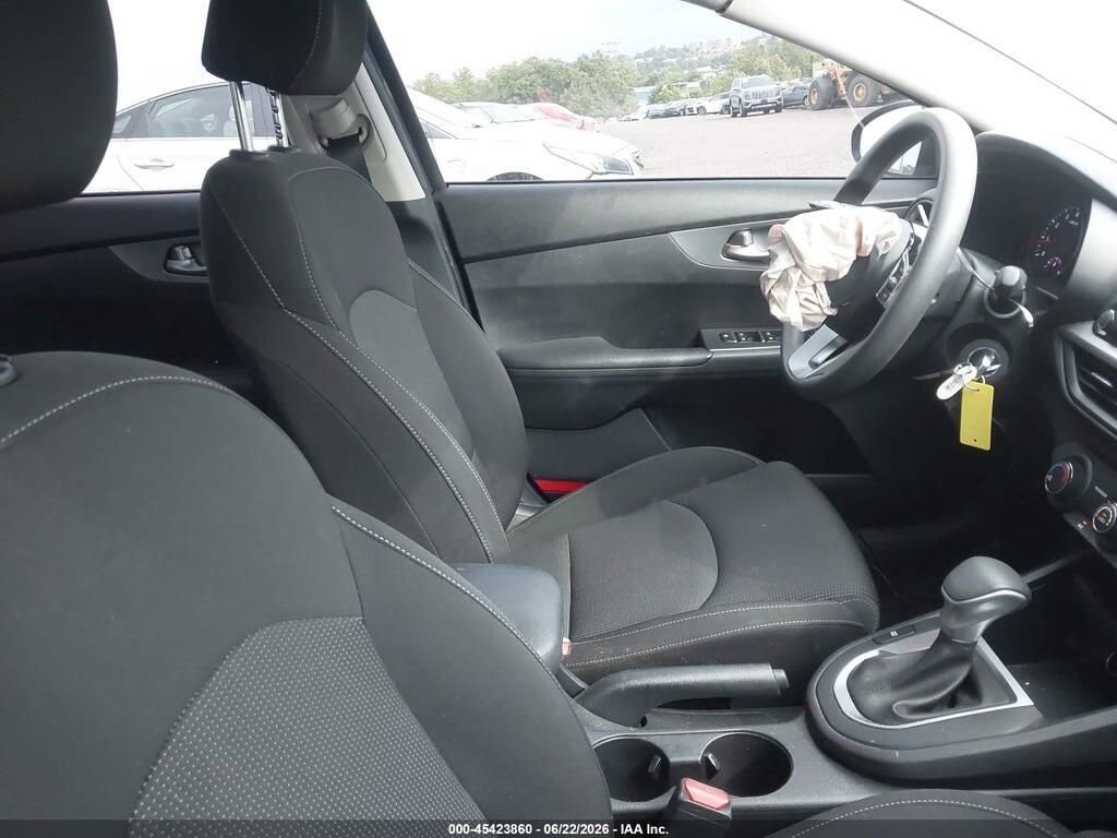 3KPF24AD3ME352385 2021 KIA FORTE photo no. 5