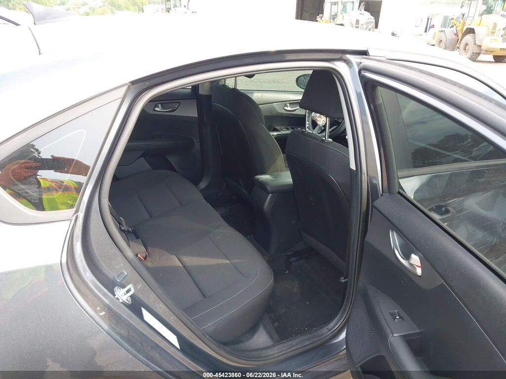 3KPF24AD3ME352385 2021 KIA FORTE photo no. 8