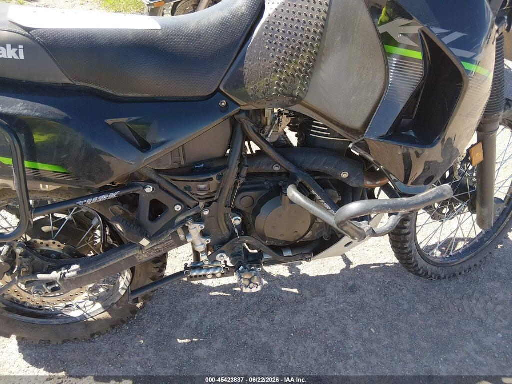 JKAKLEE10FDA82888 2015 KAWASAKI KL650 photo no. 8