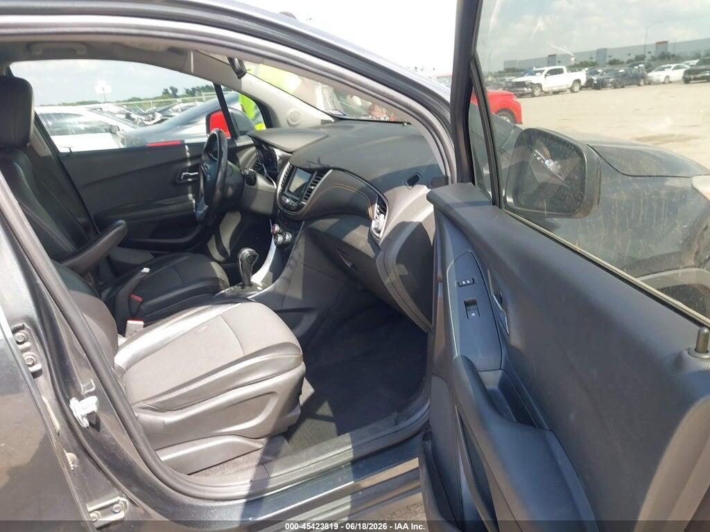 3GNCJLSB7KL277199 2019 CHEVROLET TRAX photo no. 5