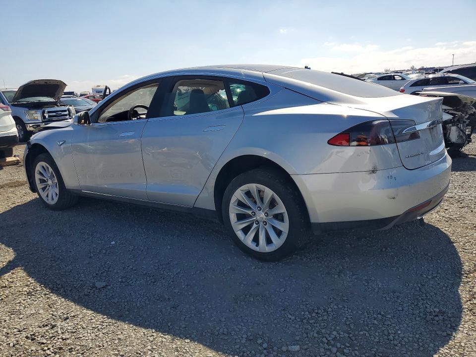 5YJSA1H18EFP51512 2014 TESLA MODEL S photo no. 2