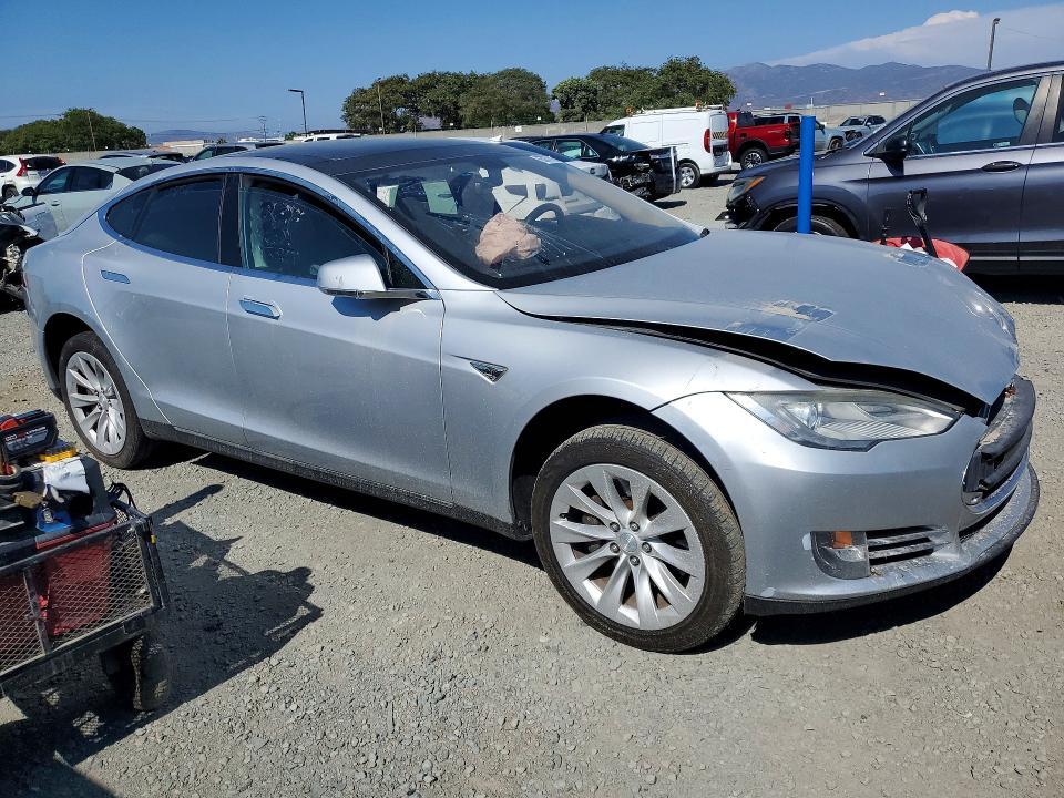 5YJSA1H18EFP51512 2014 TESLA MODEL S photo no. 4