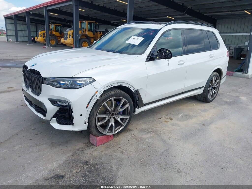 5UXCX6C02L9C38182 2020 BMW X7 photo no. 2