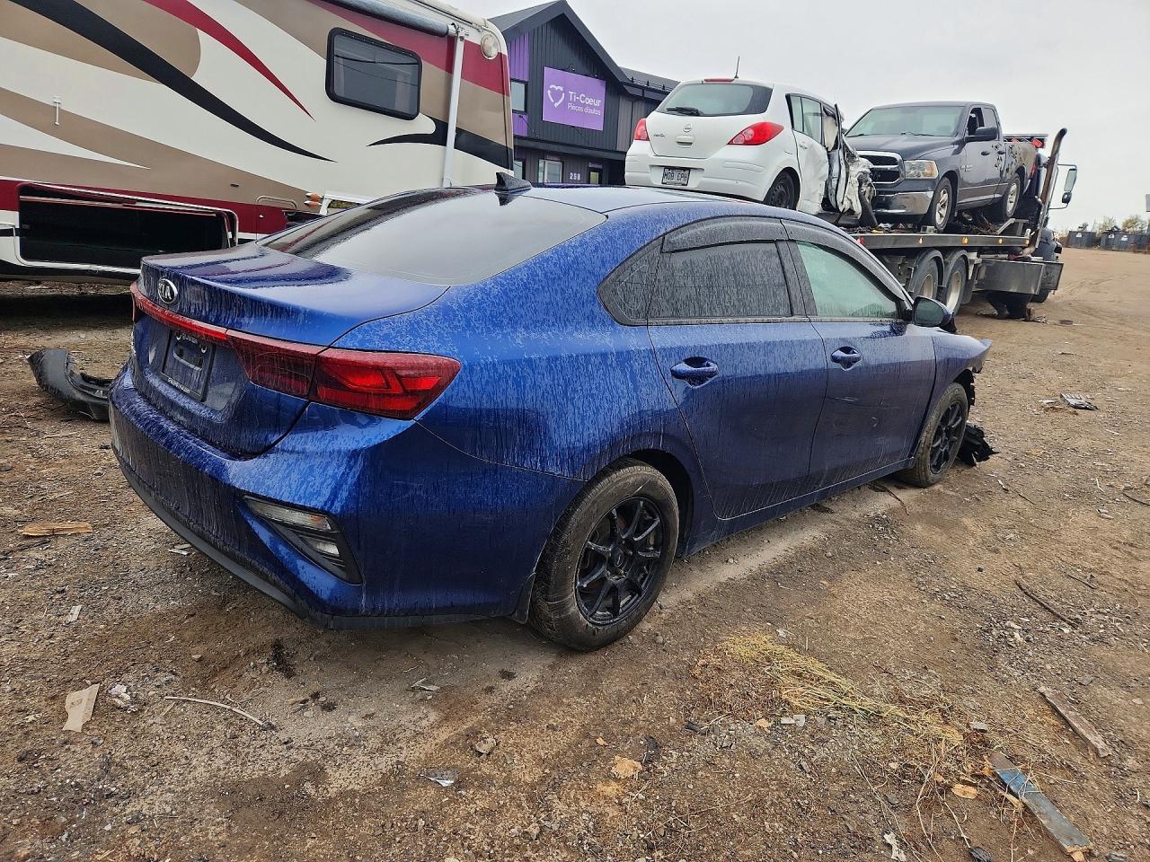 2021 KIA FORTE FE — Фото 3 из 12