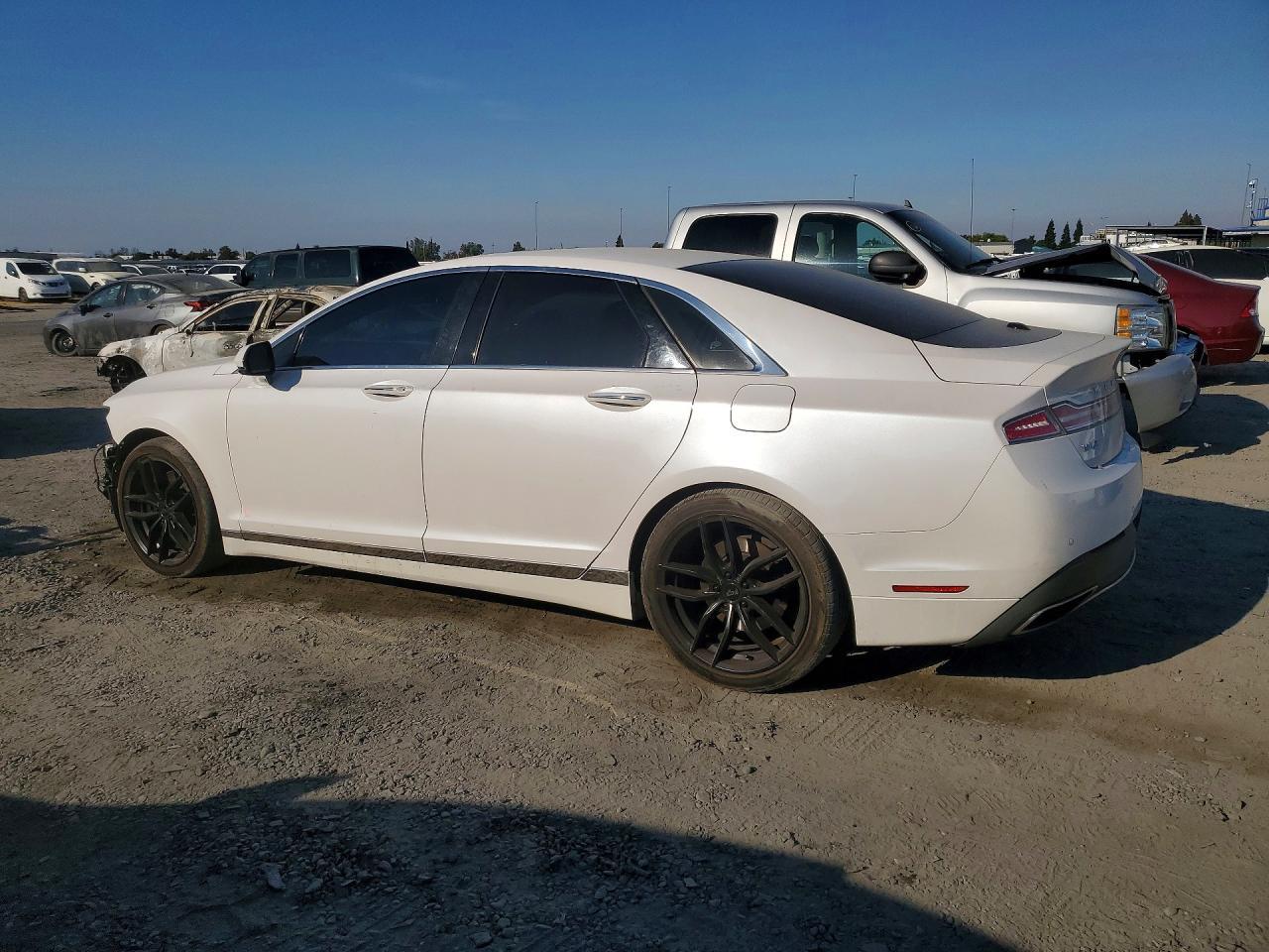 2017 LINCOLN MKZ RESERVE — Фото 2 из 13