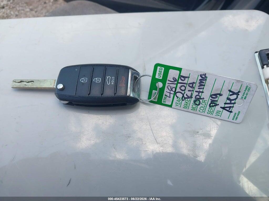 5XXGT4L30KG358171 2019 KIA OPTIMA photo no. 11