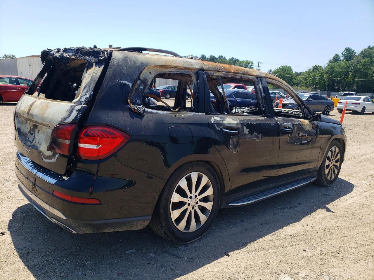 2017 MERCEDES-BENZ GLS 450 4MATIC — Фото 3 из 12