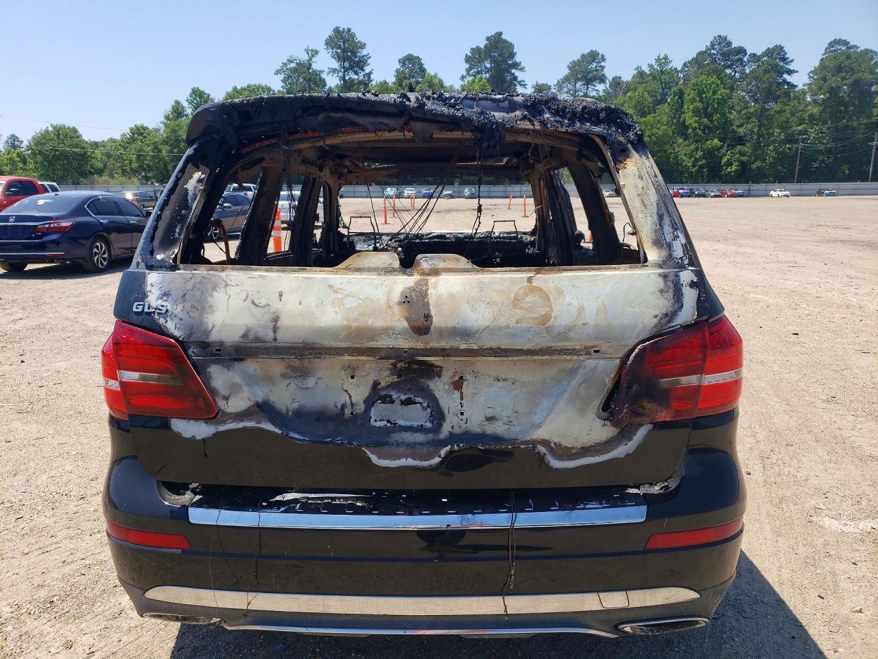 2017 MERCEDES-BENZ GLS 450 4MATIC — Фото 6 из 12