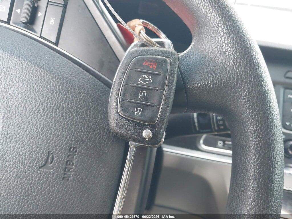 5NPE24AF7HH452990 2017 HYUNDAI SONATA photo no. 11