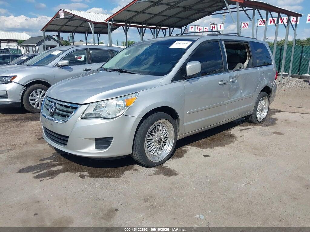 2C4RVABG6CR276461 2012 VOLKSWAGEN ROUTAN photo no. 2