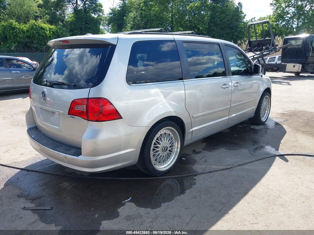 2C4RVABG6CR276461 2012 VOLKSWAGEN ROUTAN photo no. 4