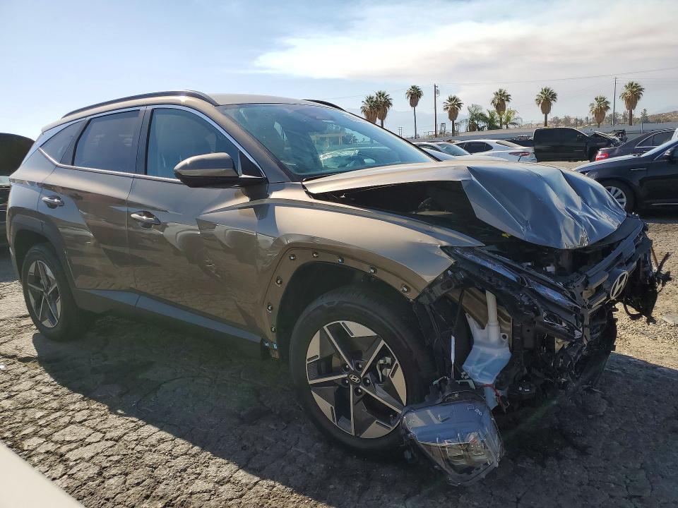 2026 HYUNDAI TUCSON SEL — Фото 4 из 13
