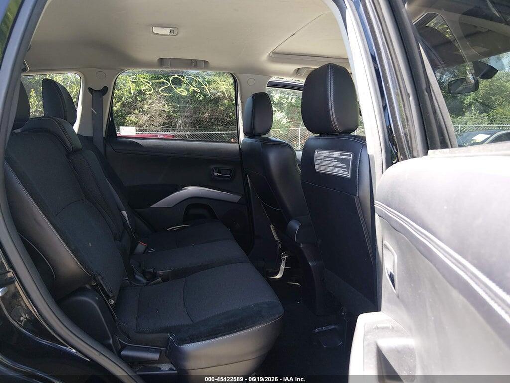 JA4JT5AX5BU024661 2011 MITSUBISHI OUTLANDER photo no. 8