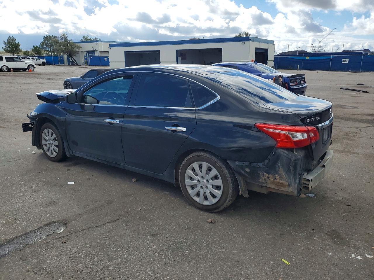 2018 NISSAN SENTRA S — Фото 2 из 12