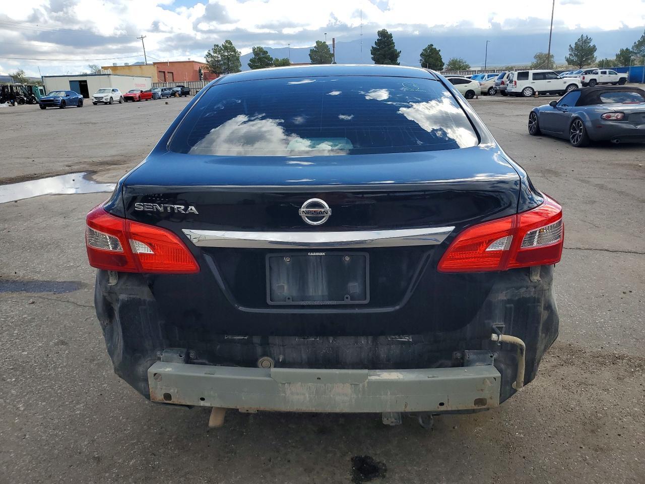 2018 NISSAN SENTRA S — Фото 6 из 12