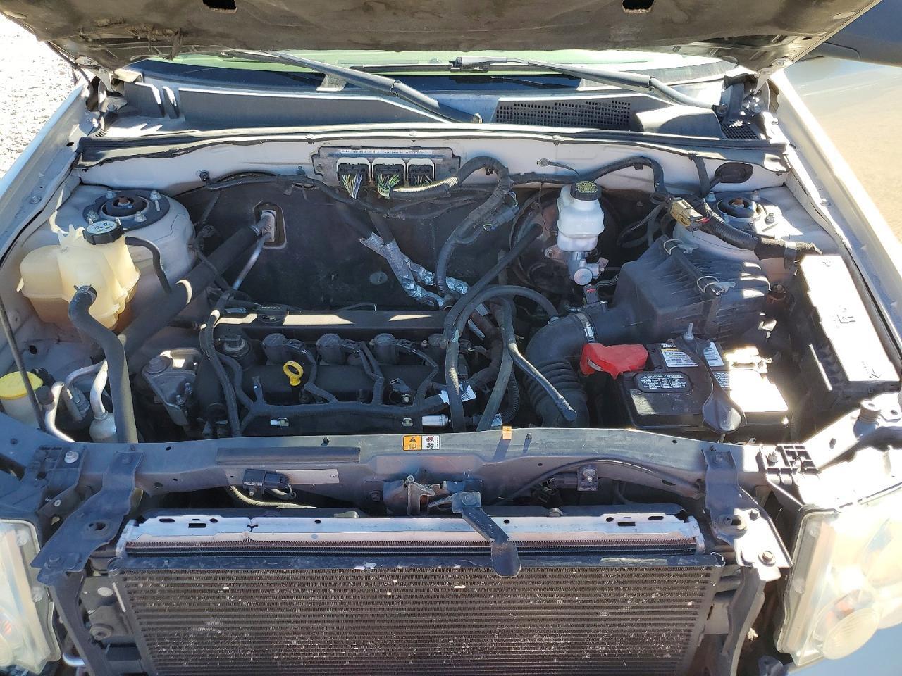 2010 FORD ESCAPE XLT — Фото 11 из 12