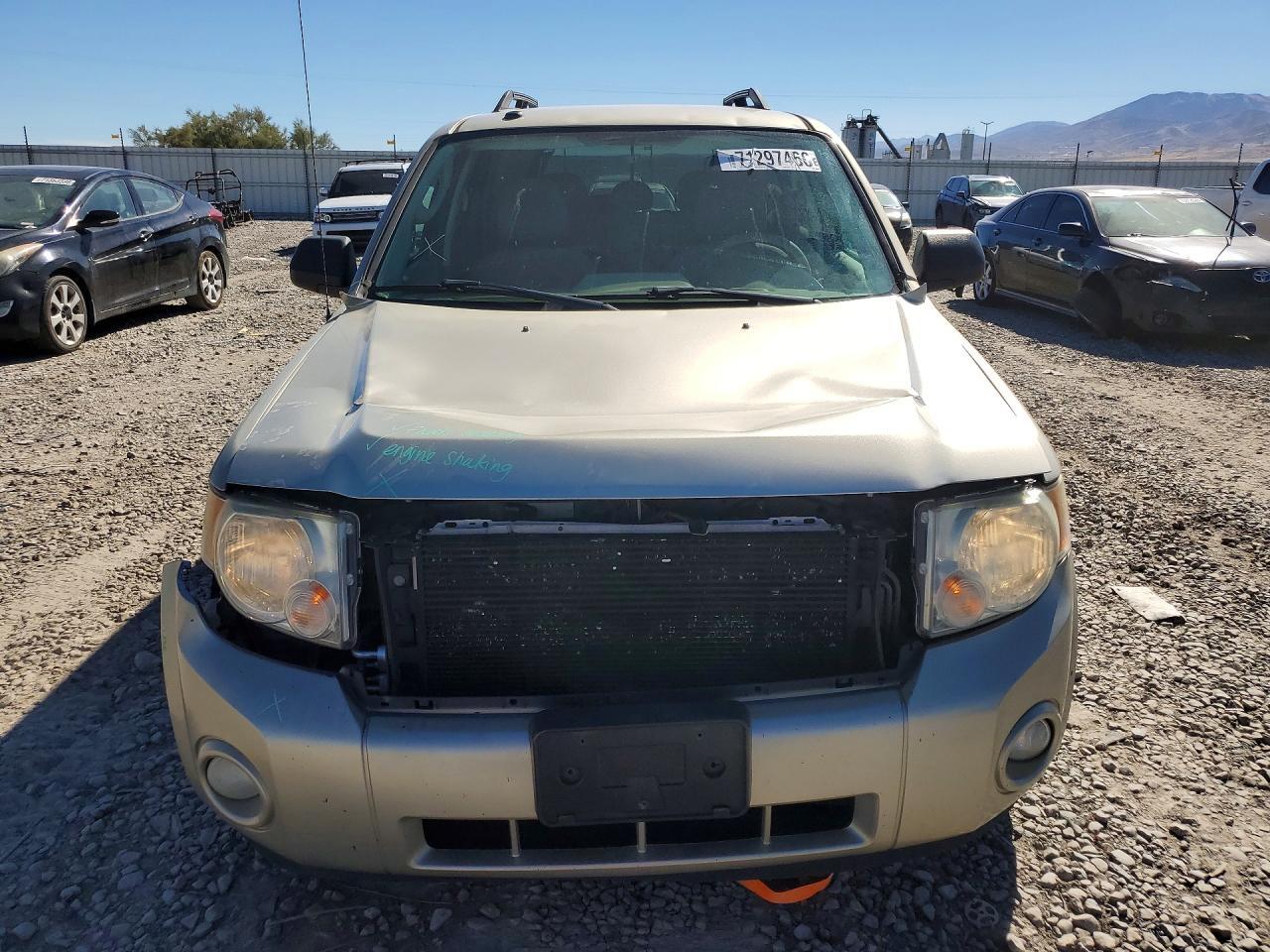 2010 FORD ESCAPE XLT — Фото 5 из 12