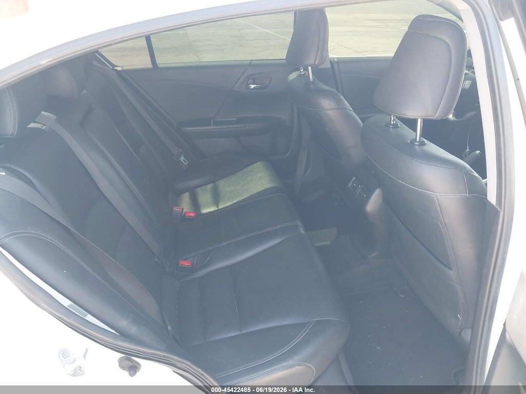 JHMCR6F52HC000650 2017 HONDA ACCORD HYBRID photo no. 8
