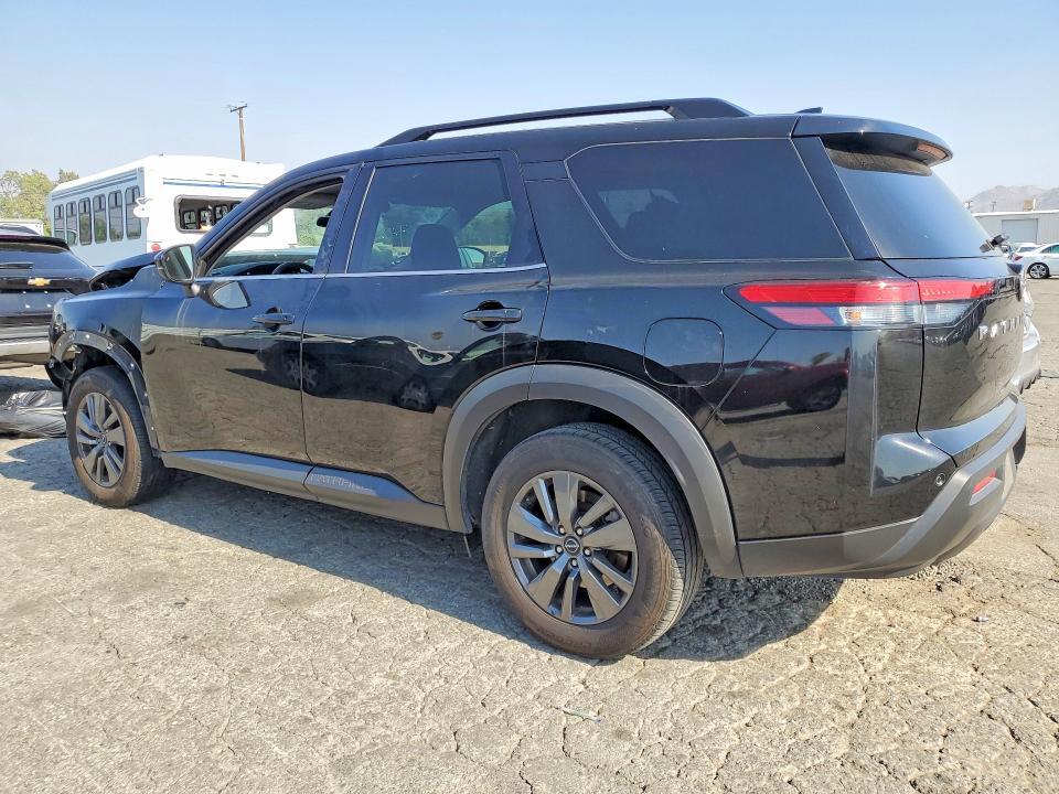2024 NISSAN PATHFINDER SV — Фото 2 из 13