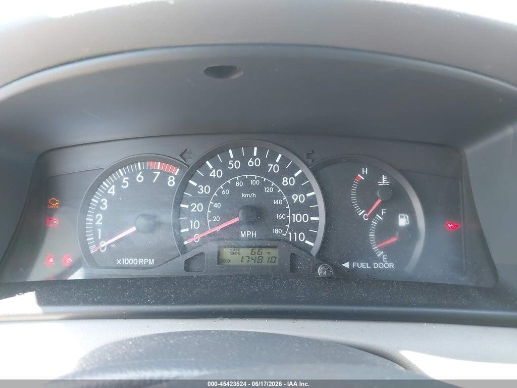 JTDBR32E730004477 2003 TOYOTA COROLLA photo no. 7