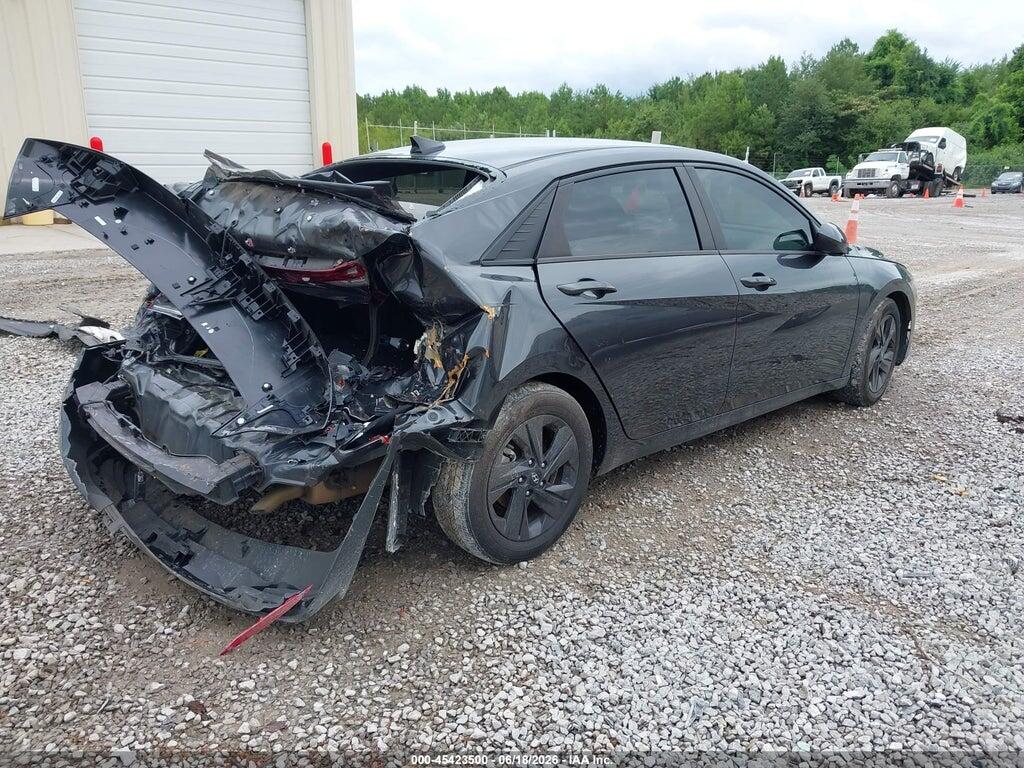 5NPLM4AG3NH070834 2022 HYUNDAI ELANTRA photo no. 4