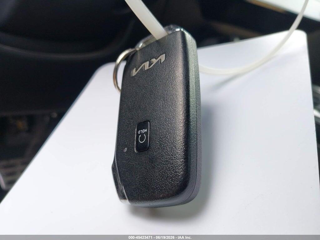 KNDCT3LE8R5126104 2024 KIA NIRO photo no. 11