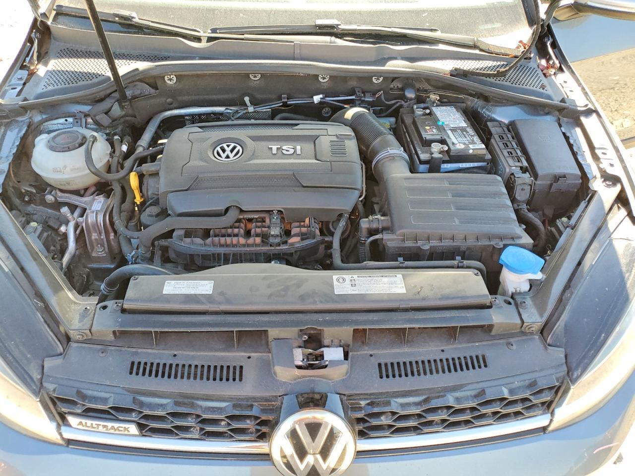 2019 VOLKSWAGEN GOLF ALLTRACK S — Фото 11 из 13