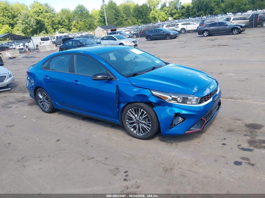 3KPF54AD5NE425944 2022 KIA FORTE photo no. 1