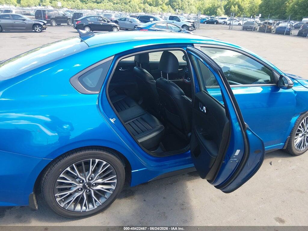 3KPF54AD5NE425944 2022 KIA FORTE photo no. 8
