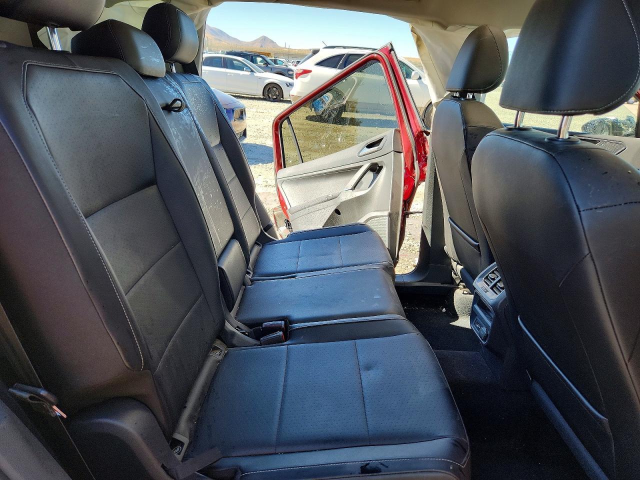 2018 VOLKSWAGEN TIGUAN SE — Фото 10 из 13