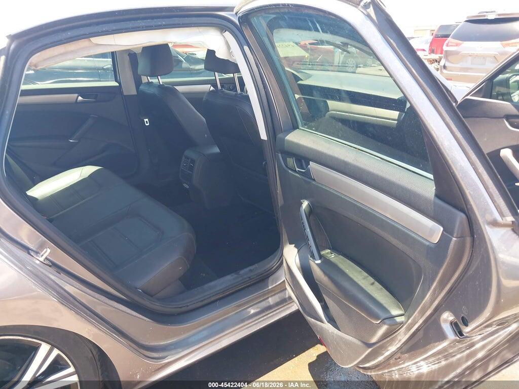 1VWSA7A30NC004754 2022 VOLKSWAGEN PASSAT photo no. 8