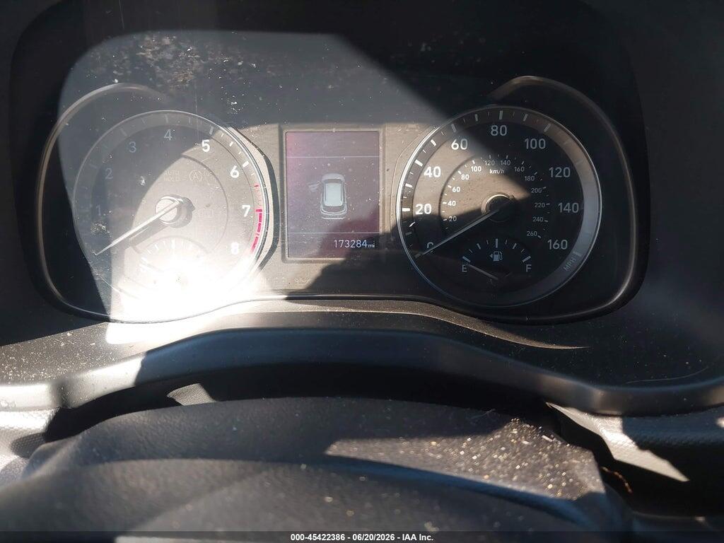 KM8K12AA0JU125840 2018 HYUNDAI KONA photo no. 7
