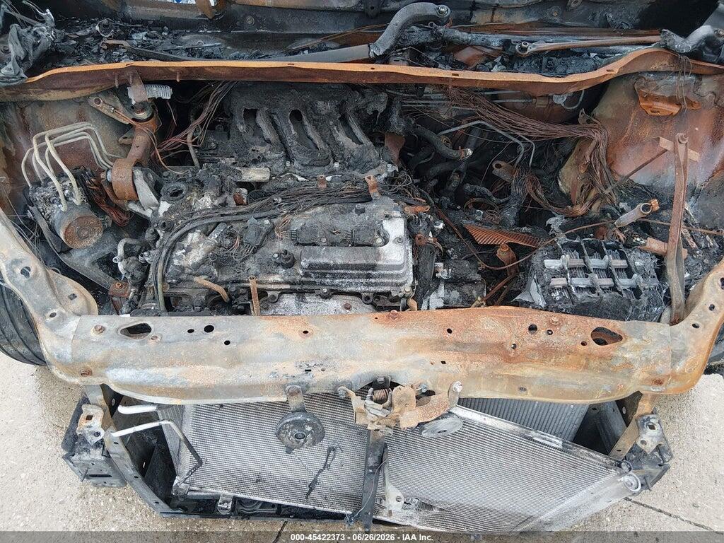 5TDKK3DC6BS045601 2011 TOYOTA SIENNA photo no. 10
