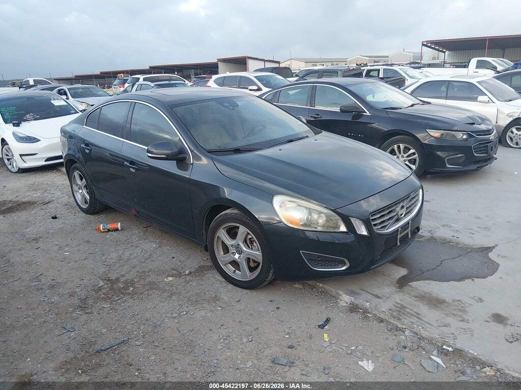 YV1612FS7D2210174 2013 VOLVO S60 photo no. 1