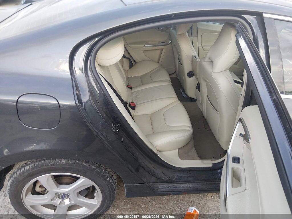 YV1612FS7D2210174 2013 VOLVO S60 photo no. 8