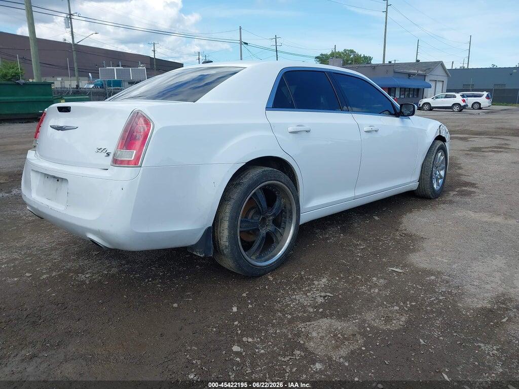 2C3CCAGT0DH505763 2013 CHRYSLER 300 photo no. 4