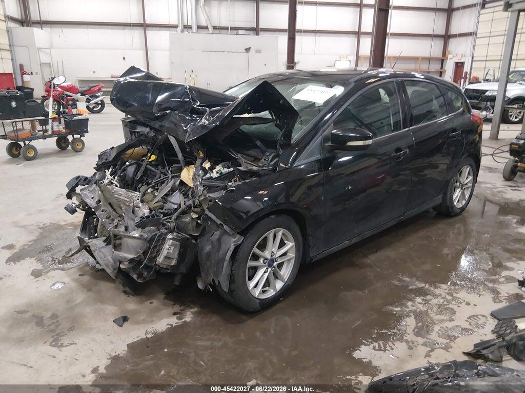 1FADP3K25GL271115 2016 FORD FOCUS photo no. 2