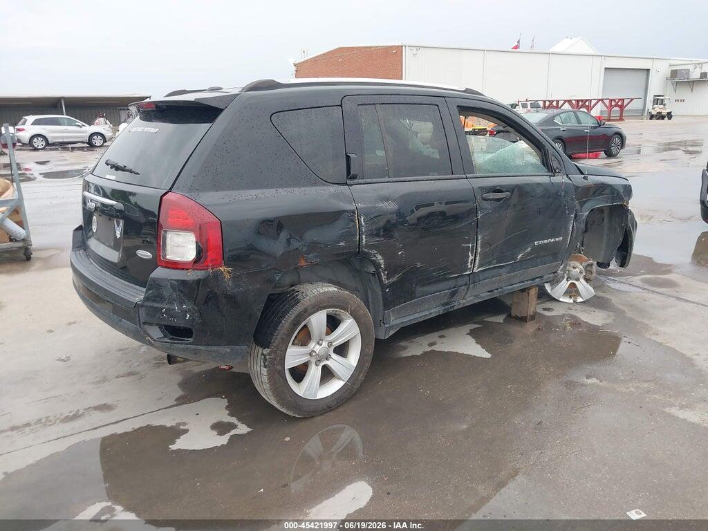 1C4NJDEBXGD758080 2016 JEEP COMPASS photo no. 4