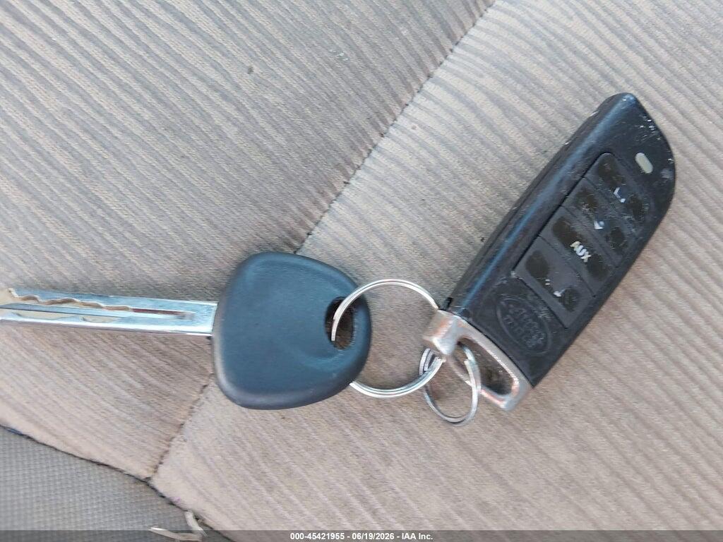 5NPEB4AC2BH049948 2011 HYUNDAI SONATA photo no. 11