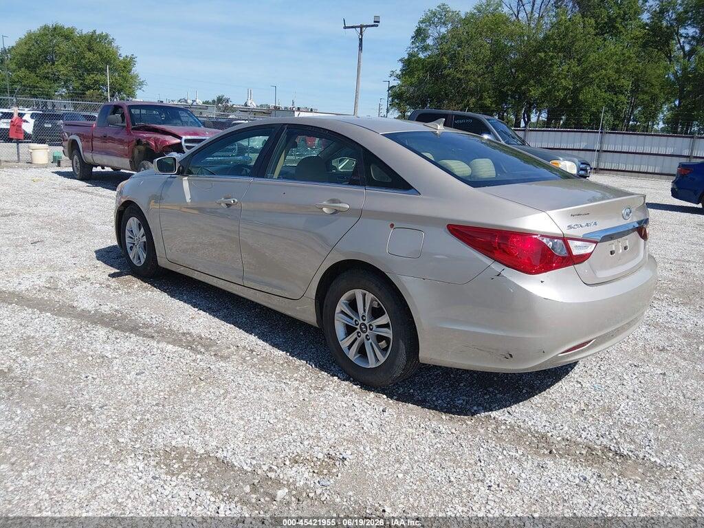 5NPEB4AC2BH049948 2011 HYUNDAI SONATA photo no. 3