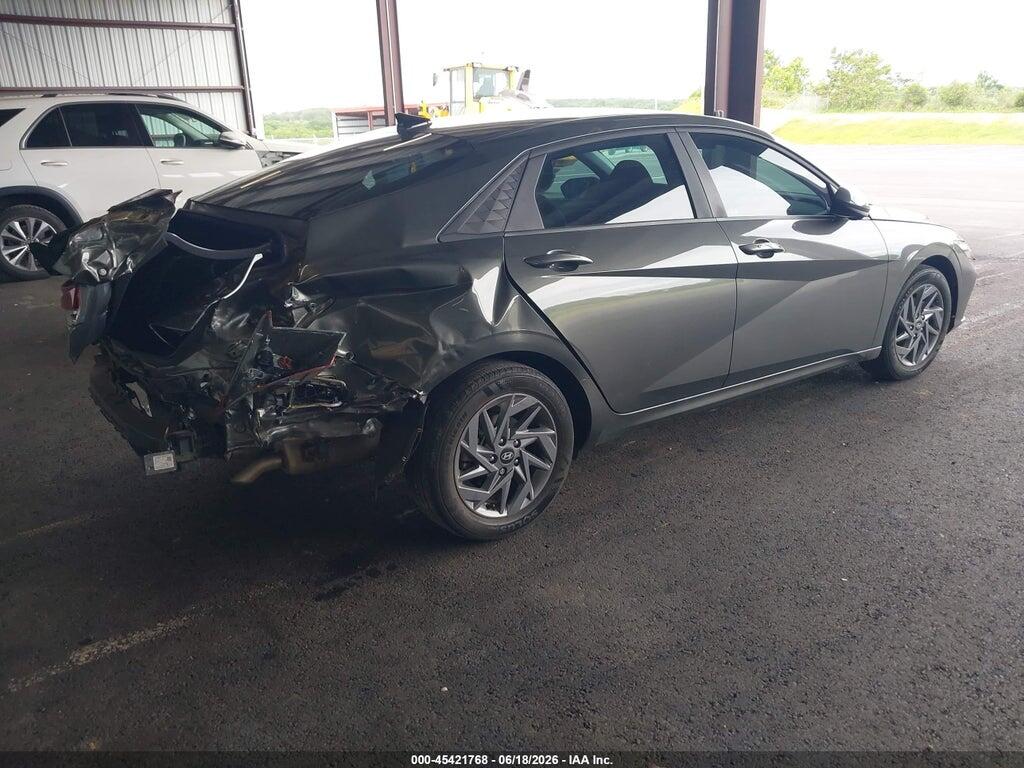 KMHLM4DG7RU774098 2024 HYUNDAI ELANTRA photo no. 4