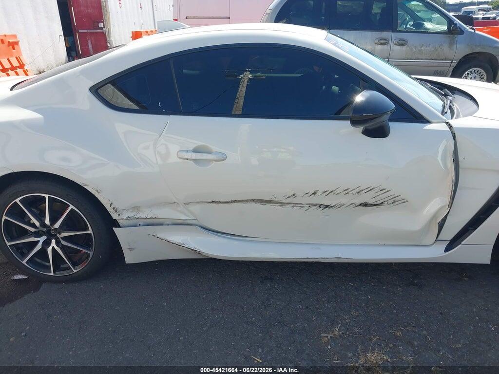 JF1ZNBB16N9757052 2022 TOYOTA GR86 photo no. 6