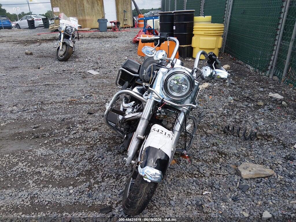 1HD1FBC12HB608443 2017 HARLEY-DAVIDSON FLHR photo no. 5