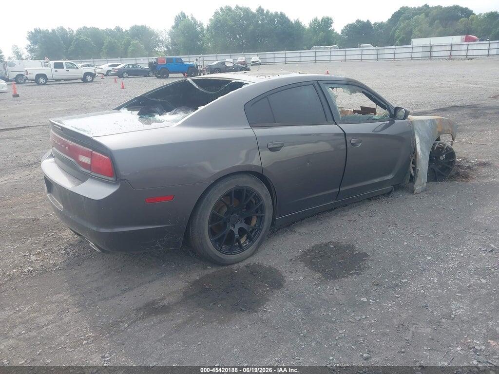2C3CDXBG1EH314381 2014 DODGE CHARGER photo no. 4