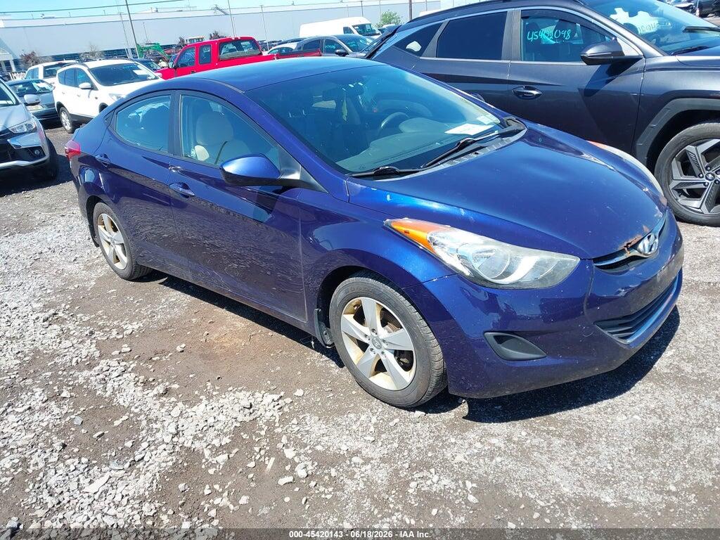 5NPDH4AE0DH374077 2013 HYUNDAI ELANTRA photo no. 1