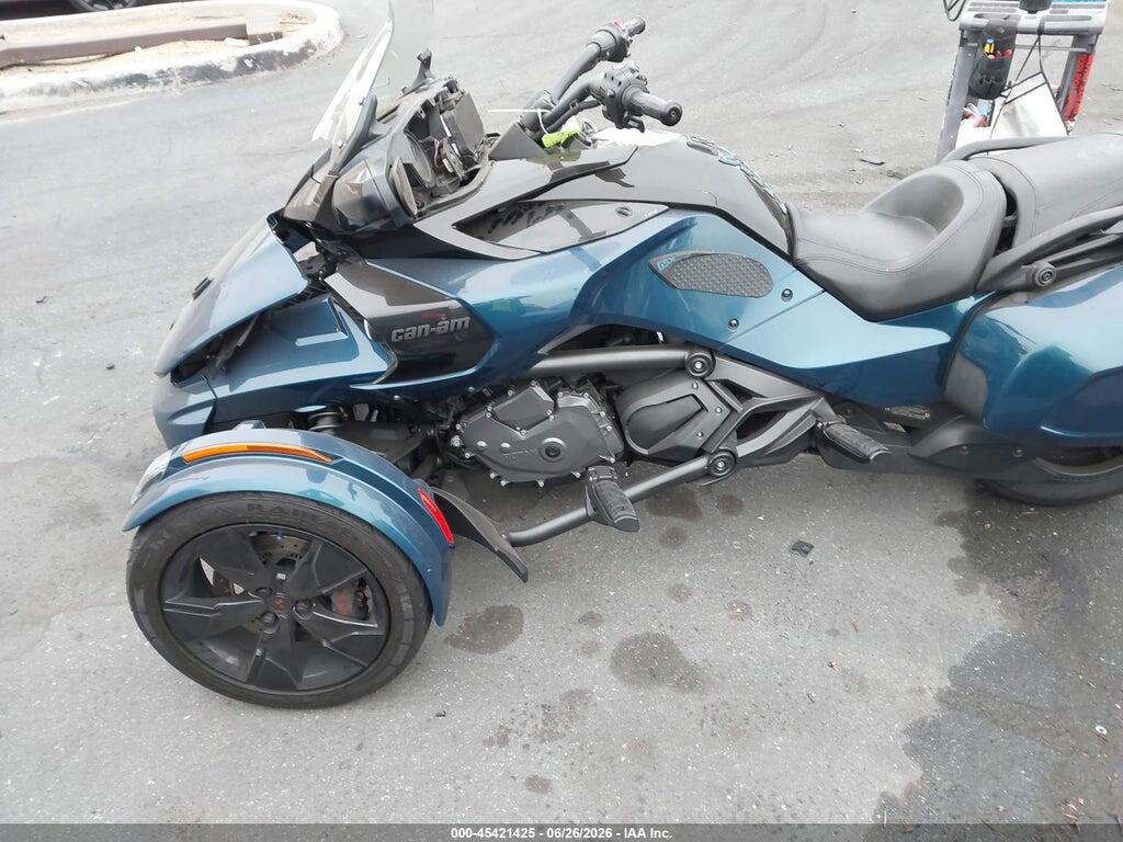 2BXREDD2XPV000607 2023 CAN-AM SPYDER ROADSTER photo no. 9