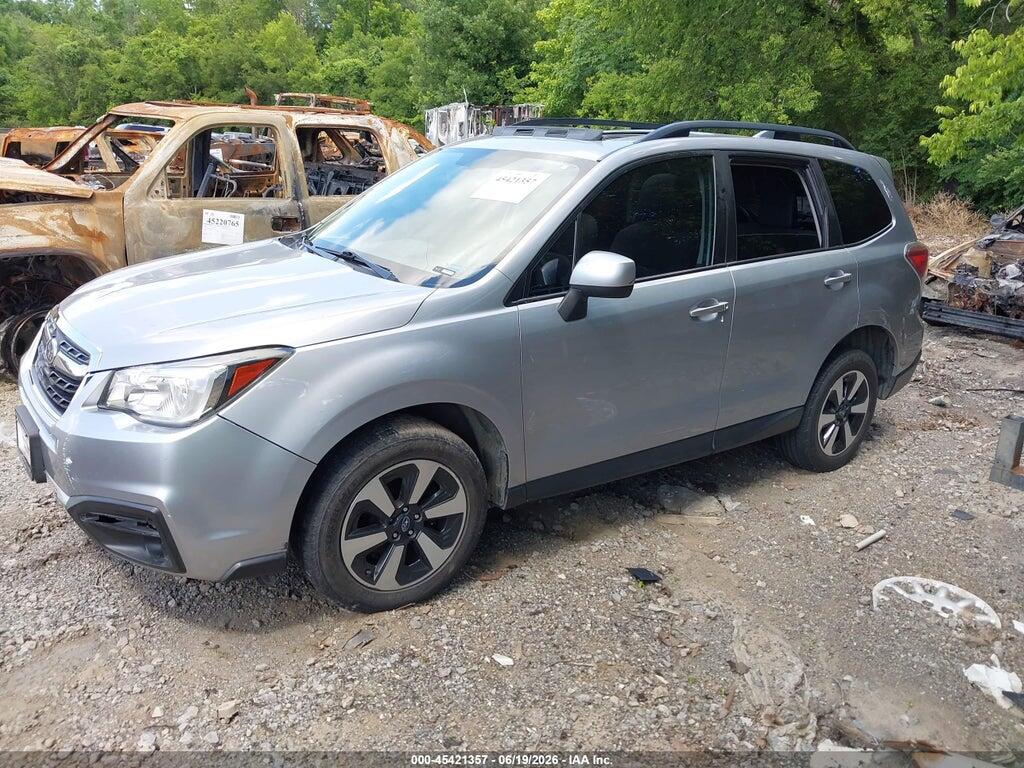 JF2SJAEC7JH593584 2018 SUBARU FORESTER photo no. 2