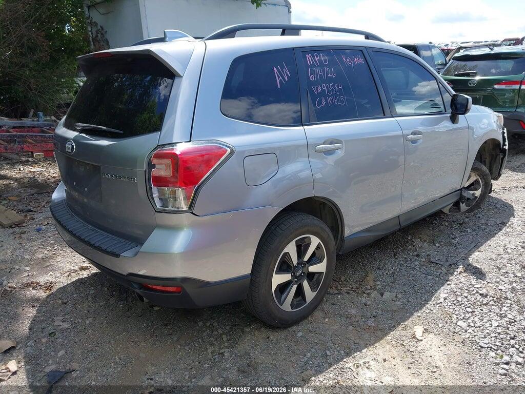 JF2SJAEC7JH593584 2018 SUBARU FORESTER photo no. 4