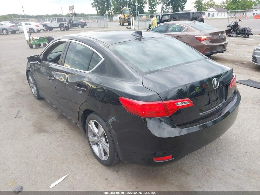 19VDE2E56DE001243 2013 ACURA ILX photo no. 3