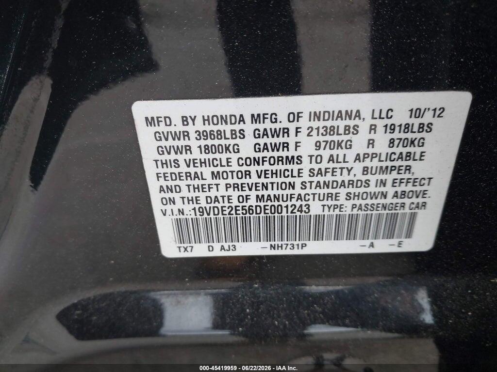 19VDE2E56DE001243 2013 ACURA ILX photo no. 9